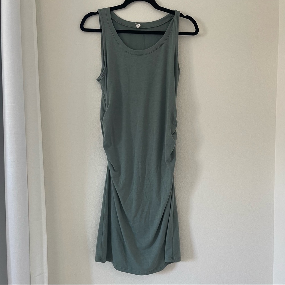 Pink Blush Sleeveless Ruched Fitted Maternity Dress size Medium
